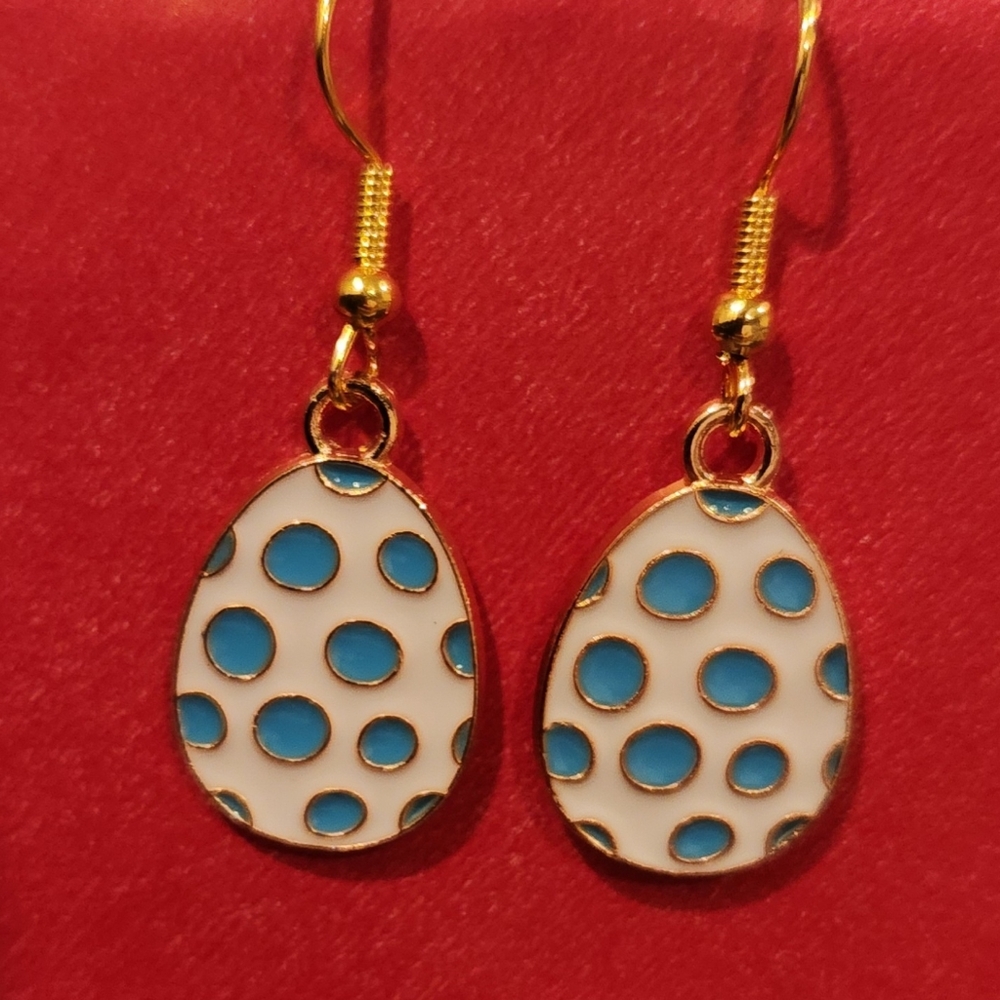 Easter Earring Blue and White